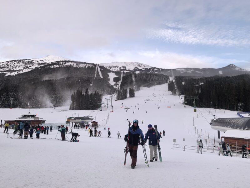 Lake Louise. Изображение © PlanetSKI