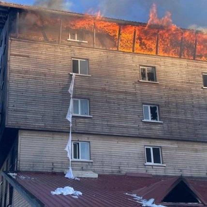 Пожар в горнолыжном курорте Kartalkaya в Турции: 76 погибших, фотографии с места трагедии