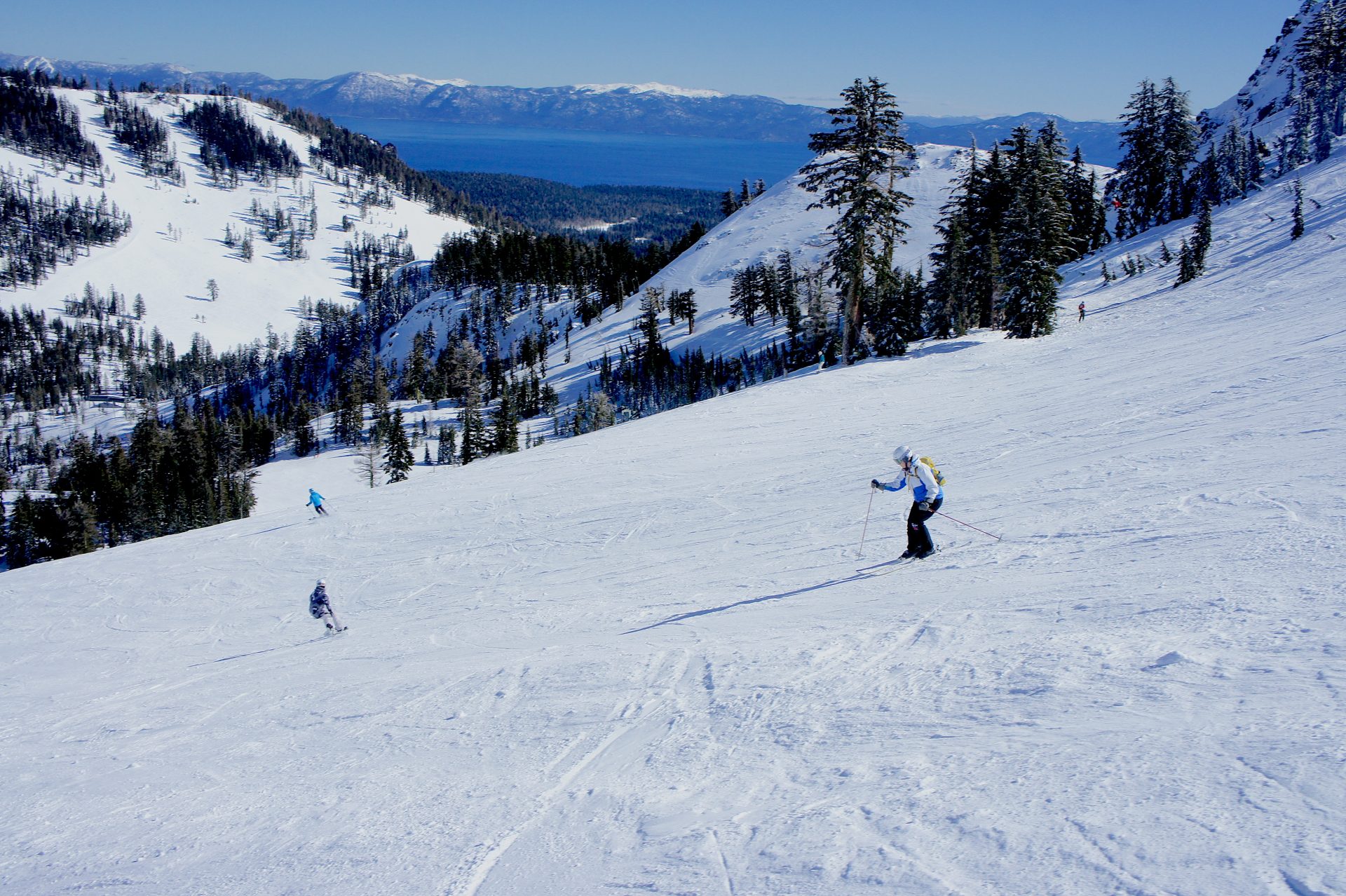 [PHOTOS] Palisades Tahoe, CA, отчет: крутые лыжи и удивительные перспективы