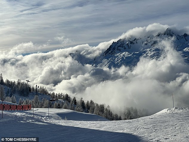 Большинство вызовов лыжного патруля в Chamonix (выше) вызваны потерей баланса, выявляет Том, а не столкновения, которые составляют от одного до двух процентов инцидентов