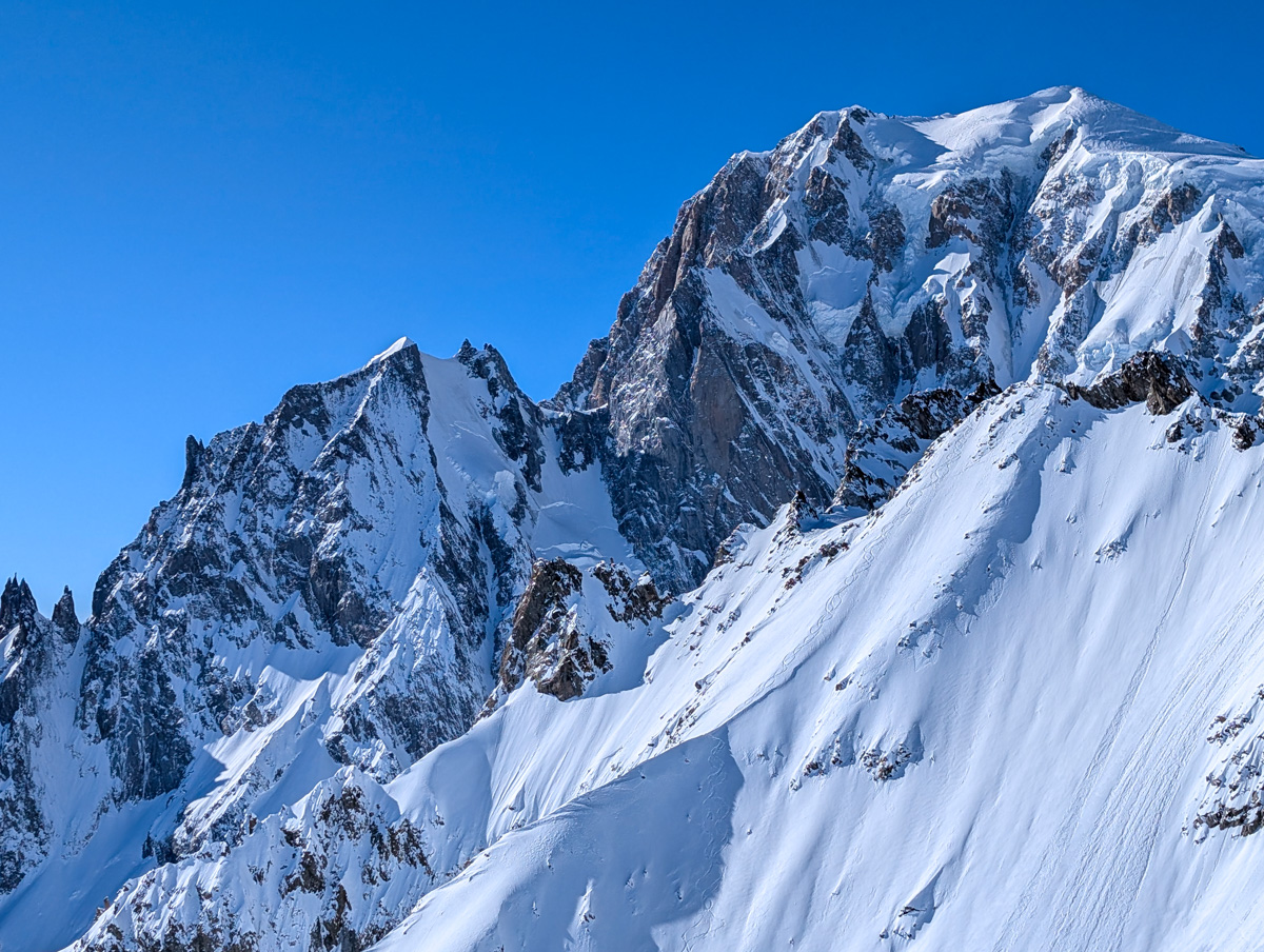 Skyway Monte Bianco, Италия, отчет: 6600 вертикальных фирменных бег непрерывных специй прямо в город