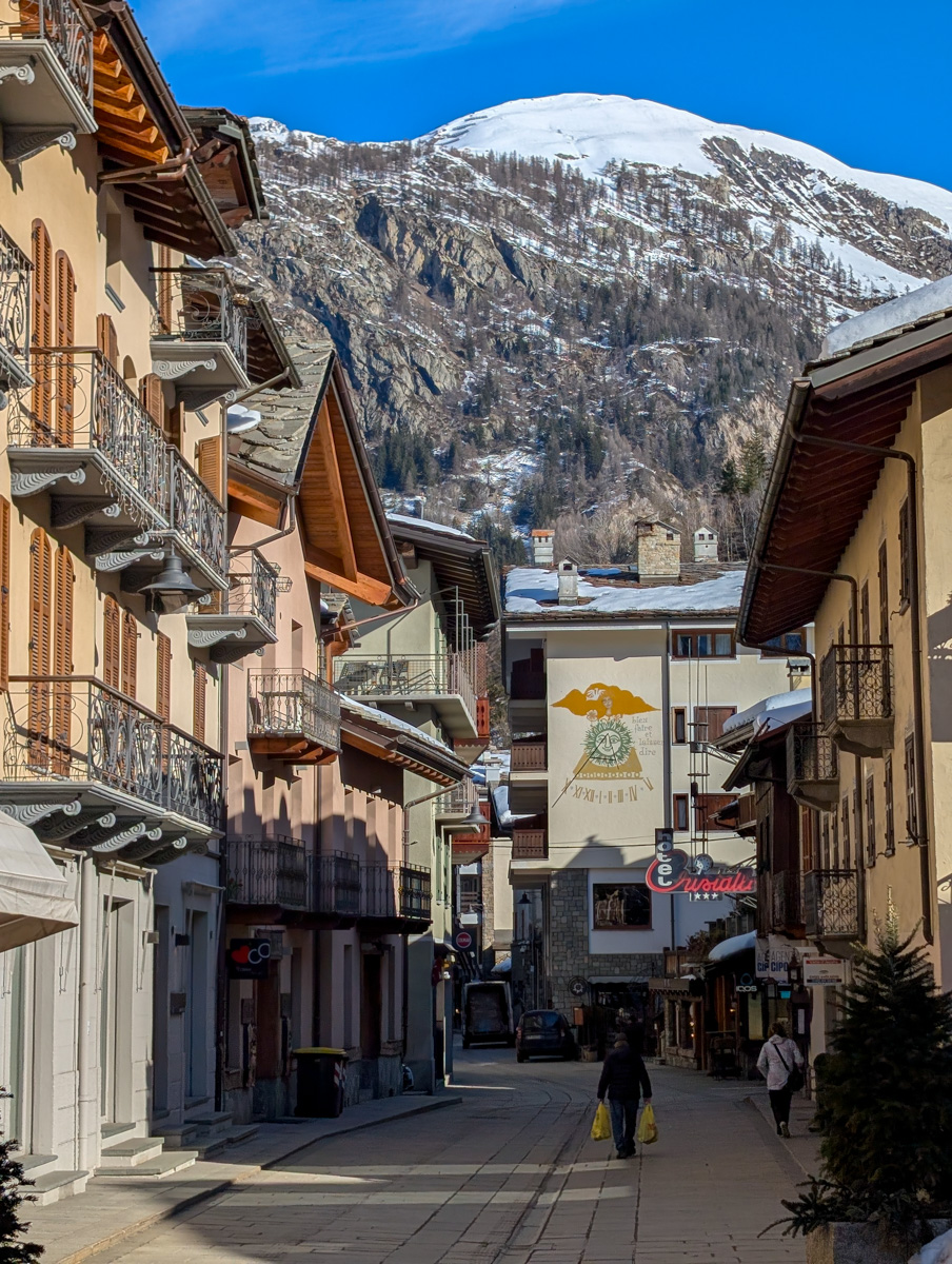 Courmayeur, Италия, отчет: поиск порошка через неделю после большого шторма